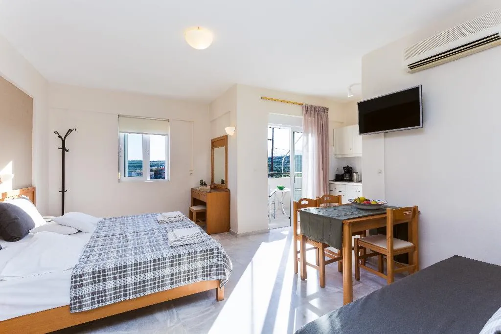 STUDIO STANDARD Room, Radamanthys Apartments, Crete