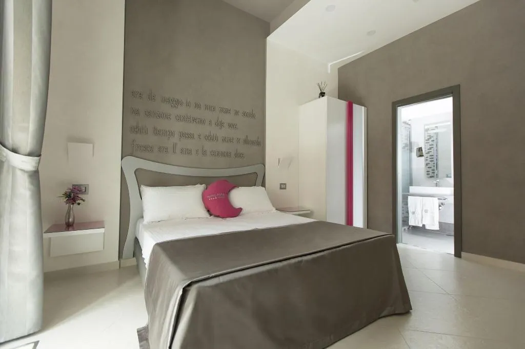 Room, Hotel Nunù, Naples