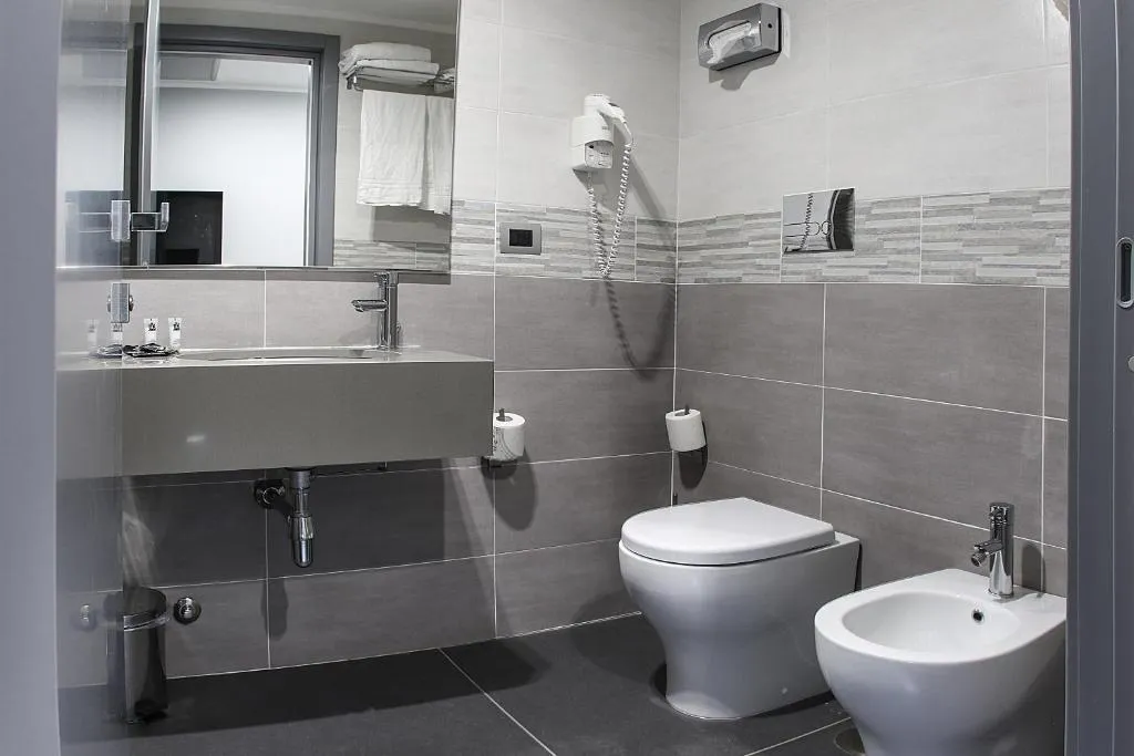 DOUBLE SINGLE USE STANDARD Room, Best Western JFK Hotel, Naples
