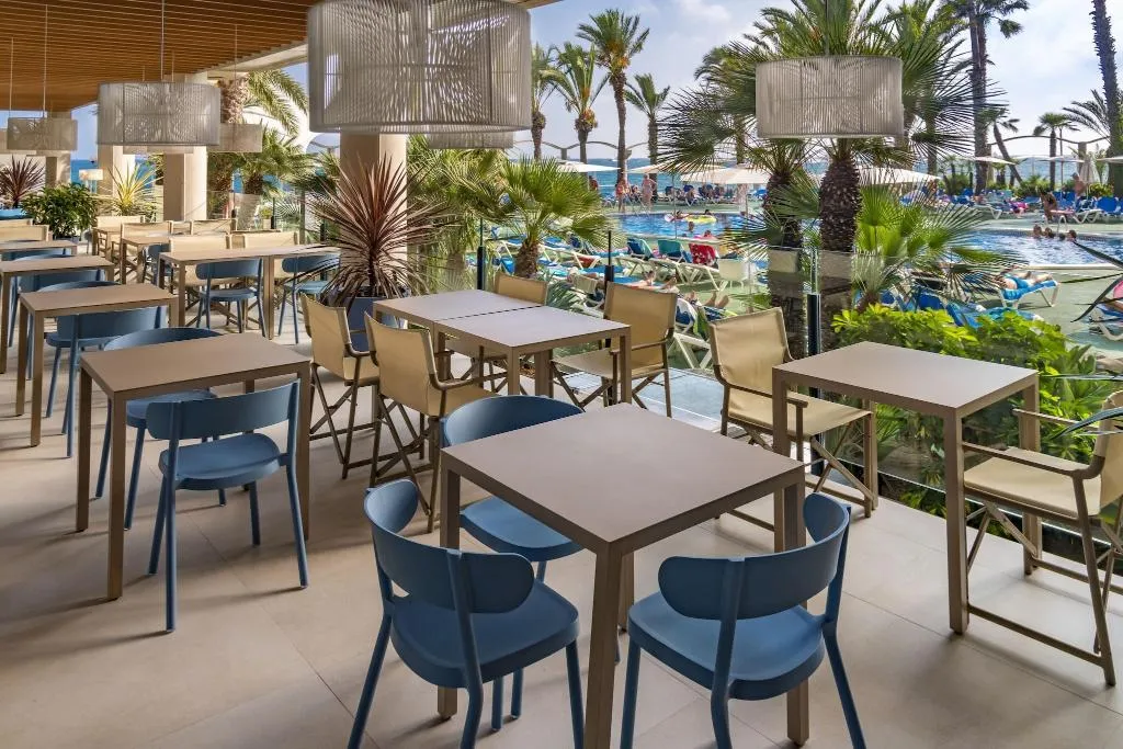 Terrace, Caprici Beach Hotel & Spa, Costa Brava