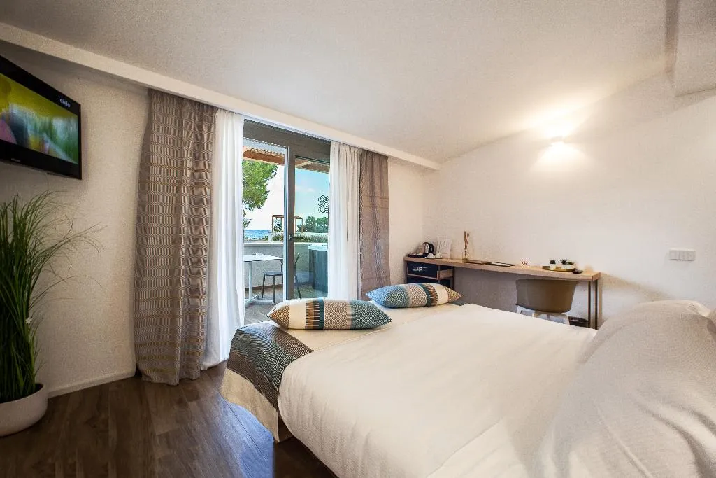 DOUBLE DELUXE WITH JACUZZI Room, Noha Lifestyle Hotel - Adults Only, Cagliari