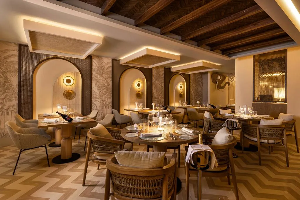 Restaurant, Hotel Riu Palace La Mola, Ibiza