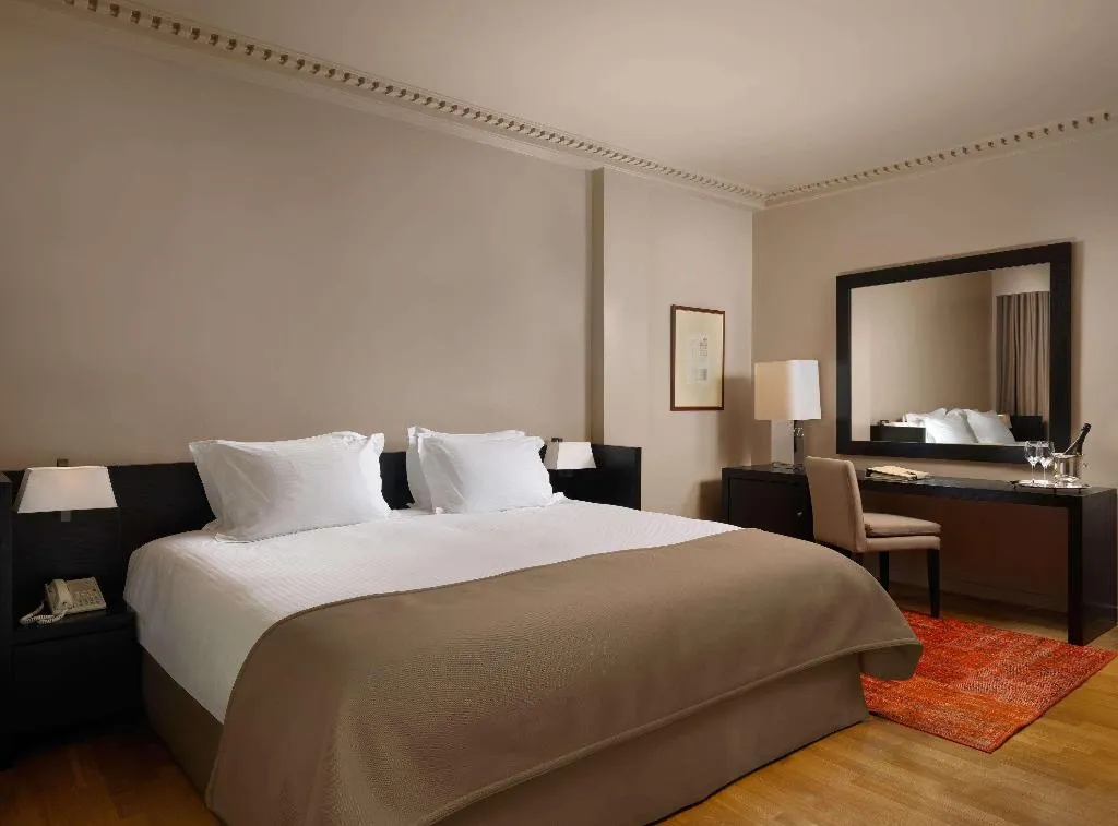 Room, NJV Athens Plaza, Athens
