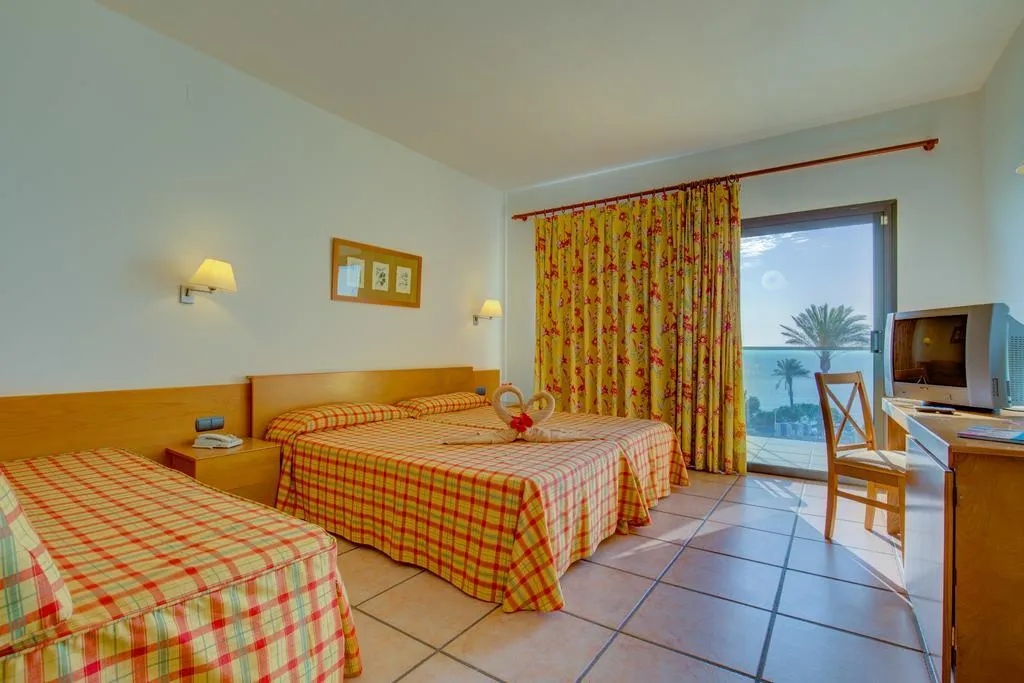 FAMILY ROOM STANDARD Room, SBH Club Paraiso Playa, Fuerteventura