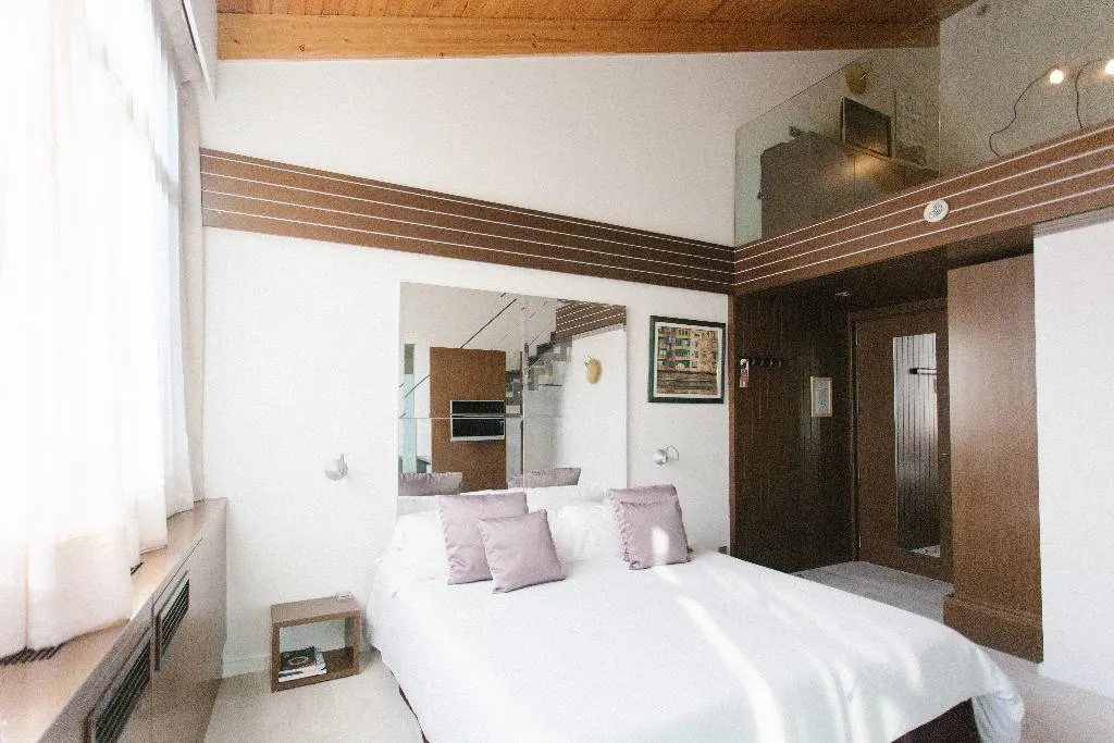 Room, Hotel Museu Llegendes de Girona, Costa Brava