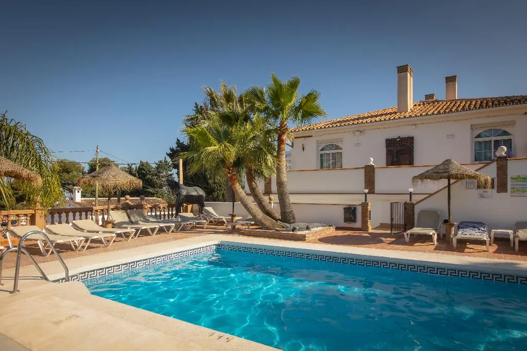 Pool, Zen airport, Costa Del Sol