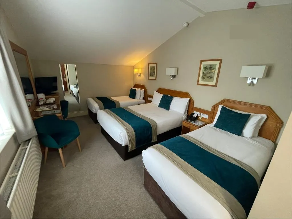 QUADRUPLE STANDARD Room, Harcourt Hotel, Dublin
