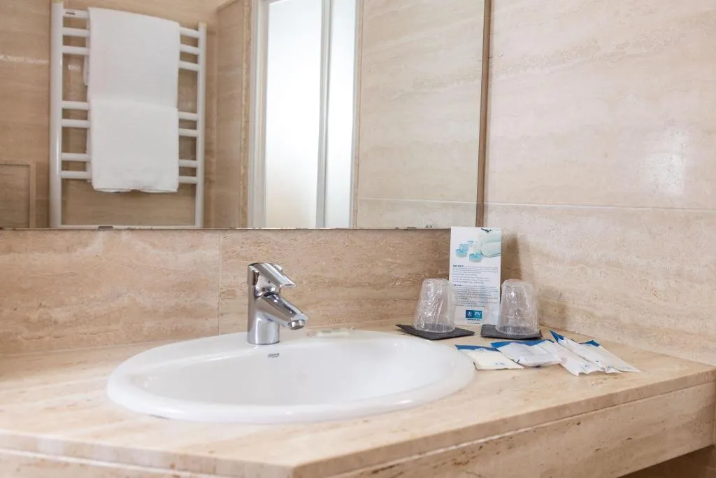 DOUBLE STANDARD Room, Hotel Balneario Broquetas, Barcelona