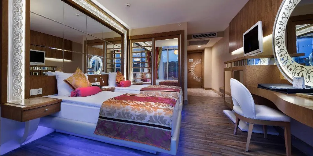 Room, Granada Luxury Okurcalar, Antalya