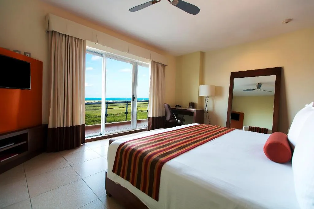DOUBLE STANDARD Room, Krystal Urban Cancún & Beach Club, Cancun Area