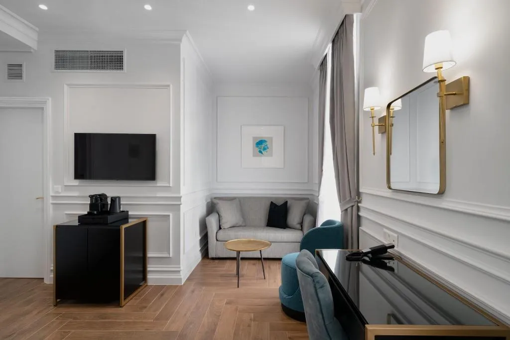 Room, Praxitelous Luxury Suites, Athens