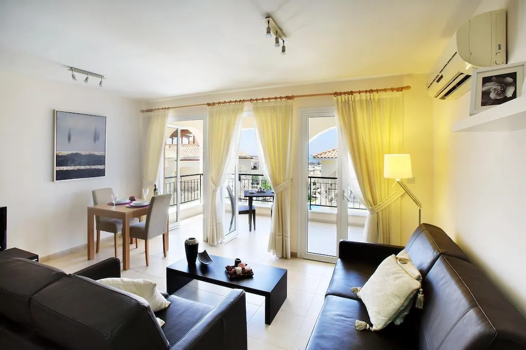 APARTMENT ONE BEDROOM Room, St Nicolas Elegant Residence, Cyprus