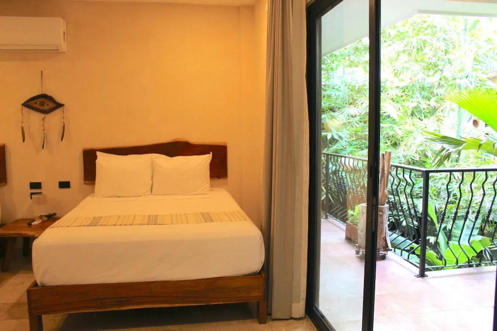 Room, Calea Tulum, Cancun Area