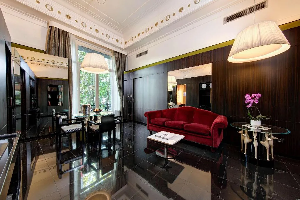 Room, Grand Hotel Palace Rome, Rome
