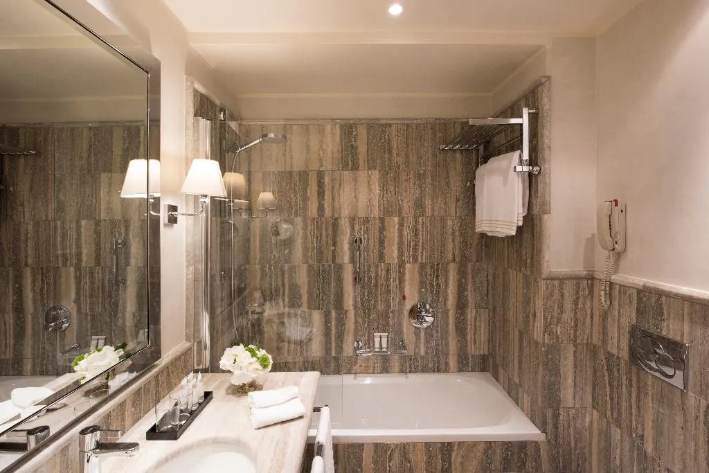DOUBLE DELUXE Room, Rosa Grand Milano - Starhotels Collezione, Milan