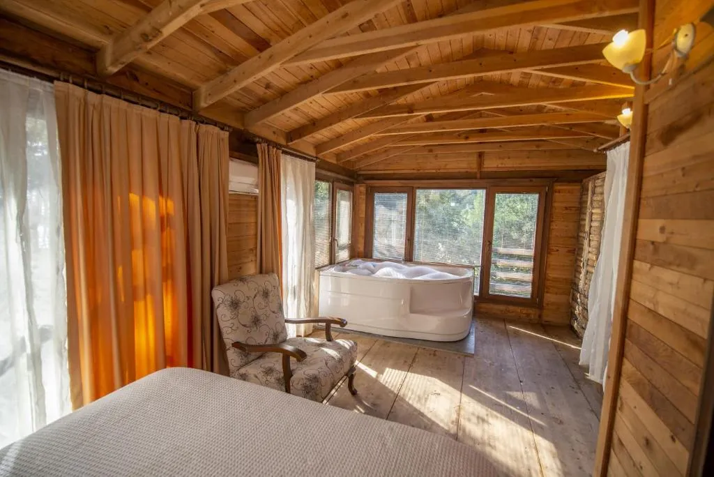 BUNGALOW SUPERIOR QUEEN BED Room, Sea Valley Lodge, Dalaman