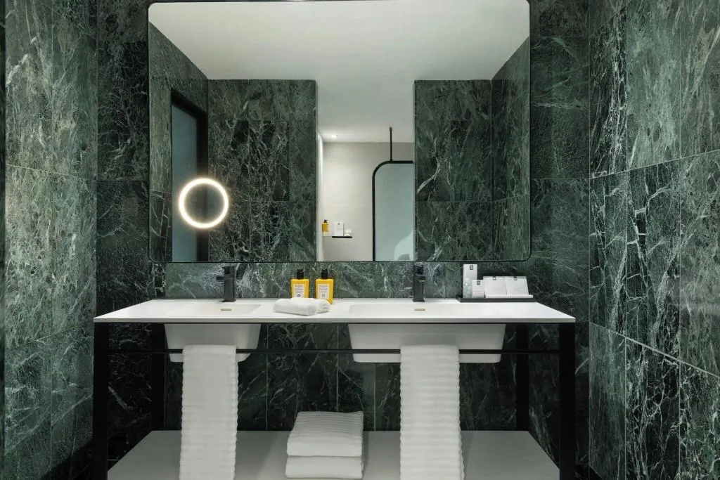 DOUBLE PRESTIGE Room, Renaissance Barcelona, Barcelona