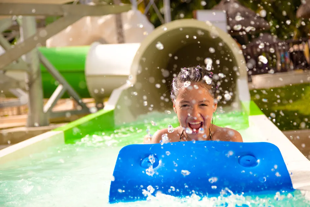 Sports and Entertainment, Sandos Caracol Nature Resort & Water Park All Incl, Playa Del Carmen