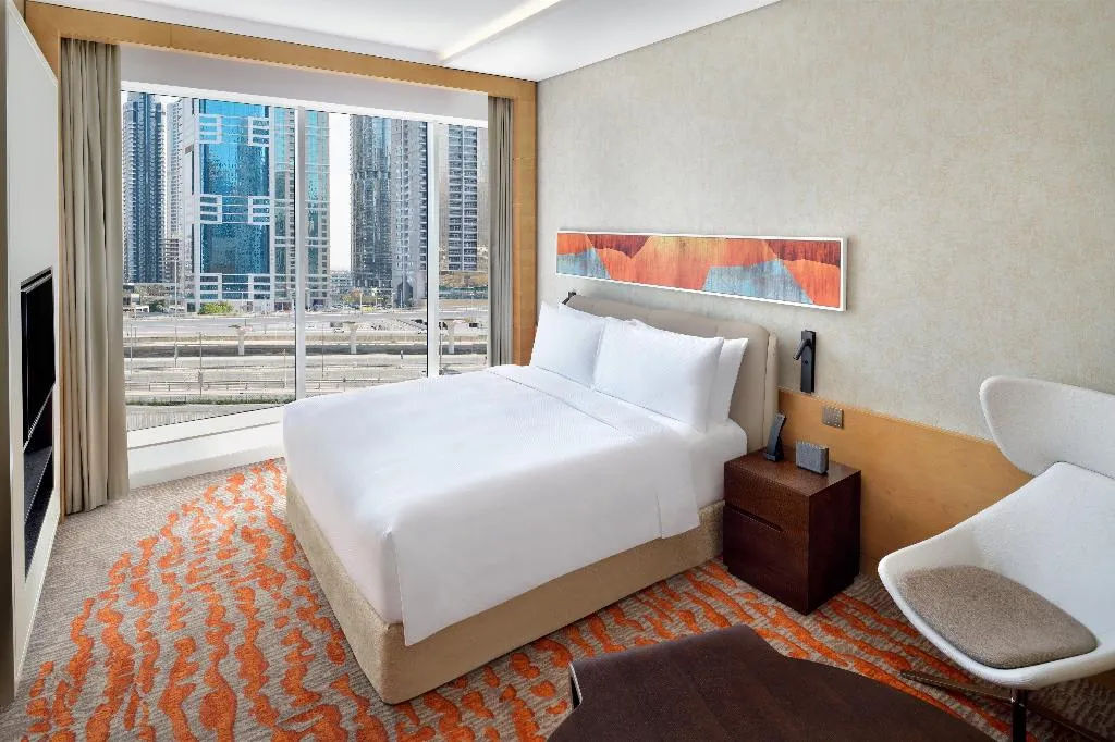 Room CLUB CITY VIEW Room, Crowne Plaza Dubai Marina, Dubai