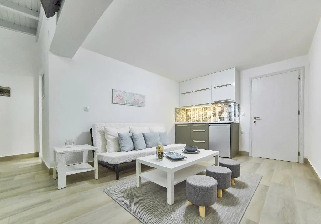 JUNIOR SUITE STANDARD Room, Villa Mare Monte, Crete