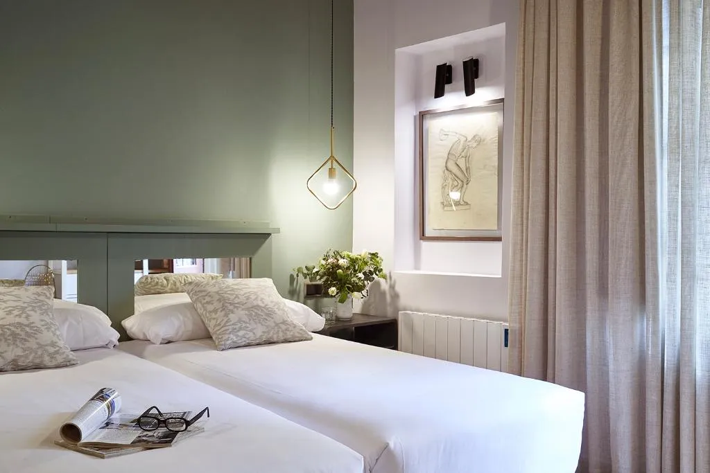 APARTMENT CAPACITY 2 Room, AinB Gothic-Jaume I Apartments, Barcelona