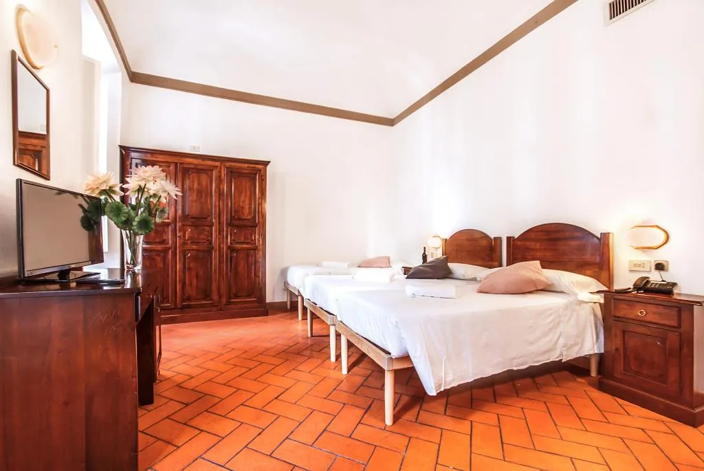 TRIPLE STANDARD Room, Costantini, Florence