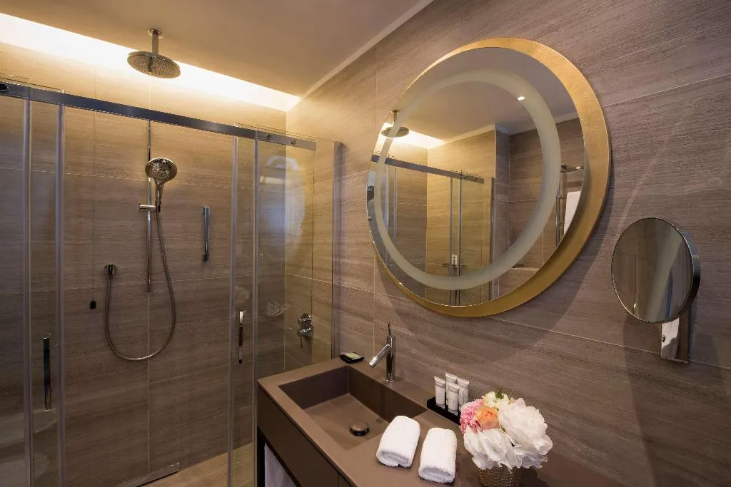 Room, Rosa Grand Milano - Starhotels Collezione, Milan
