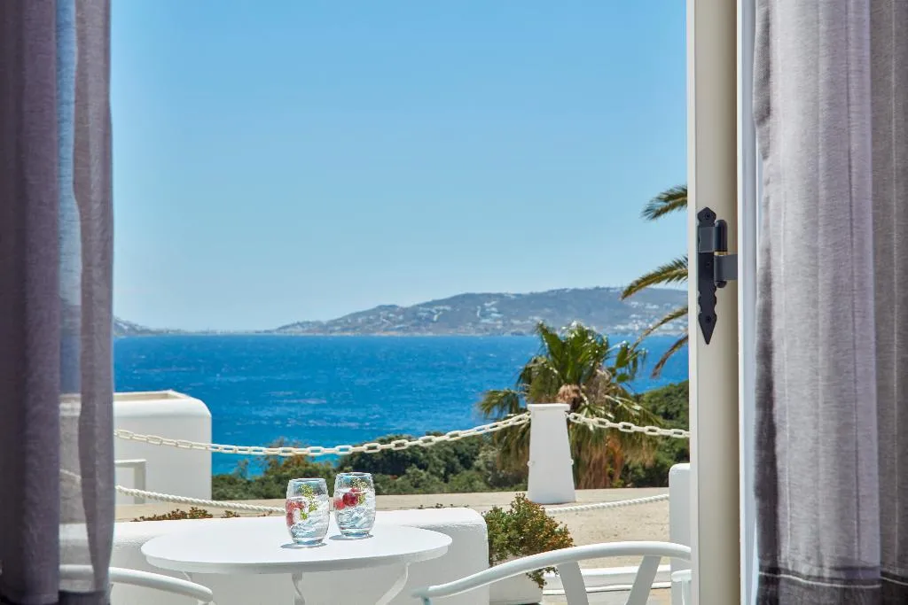 JUNIOR SUITE SEA VIEW Room, Mykonos Princess Hotel, Mykonos