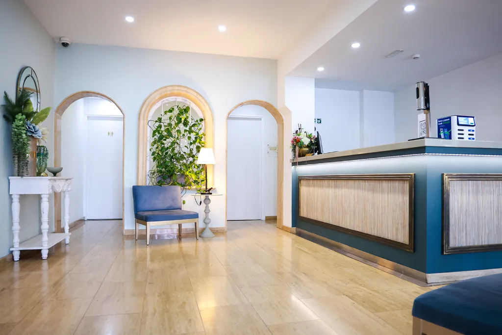 Lobby, Mikes Kanarium City Hotel, Cyprus