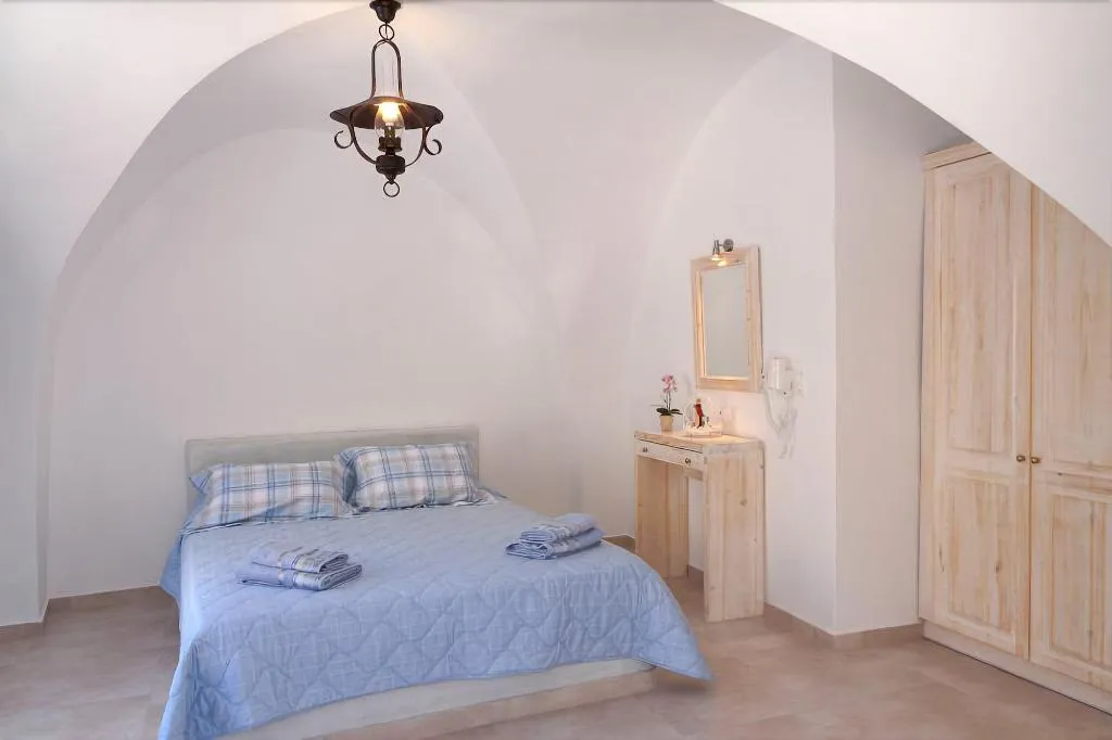 Room, Anatoli Hotel, Santorini