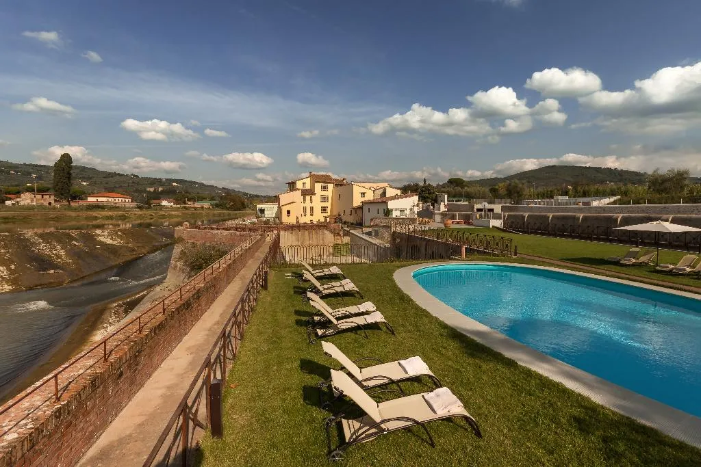 Pool, Hotel Mulino di Firenze, WorldHotels Crafted, Florence