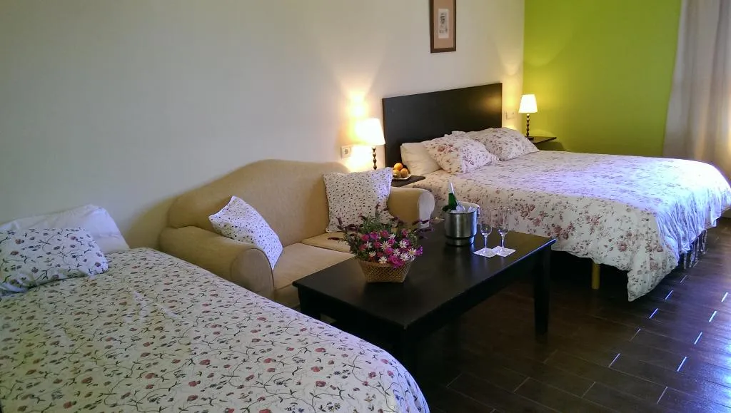 TRIPLE TWO BEDS Room, Hotel La Era de Aracena - Adults Only, Seville