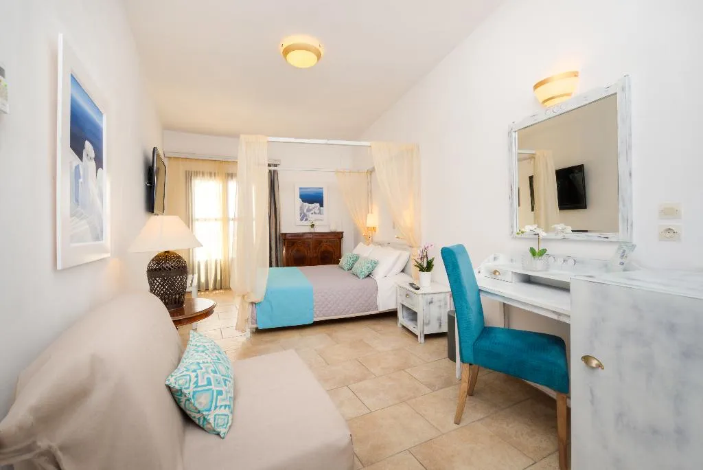 SUITE HONEYMOON Room, Mathios Village, Santorini