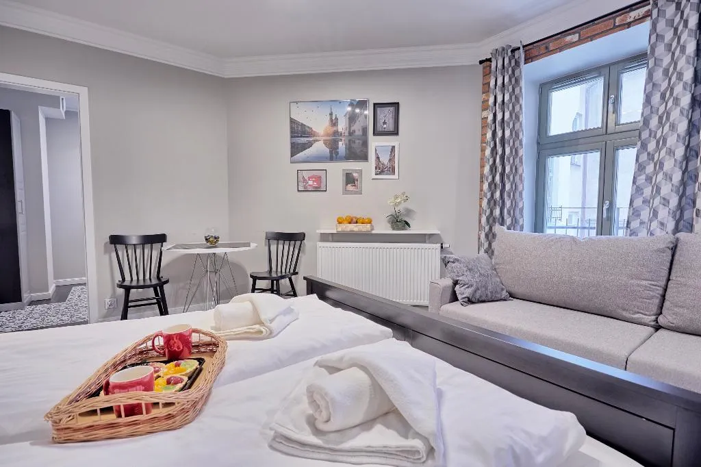 STUDIO CAPACITY 4 Room, Apartamenty Taja, Krakow