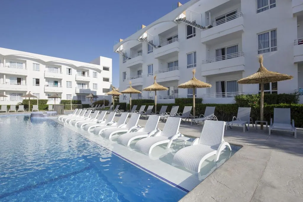 Pool, Hobby Club, Majorca