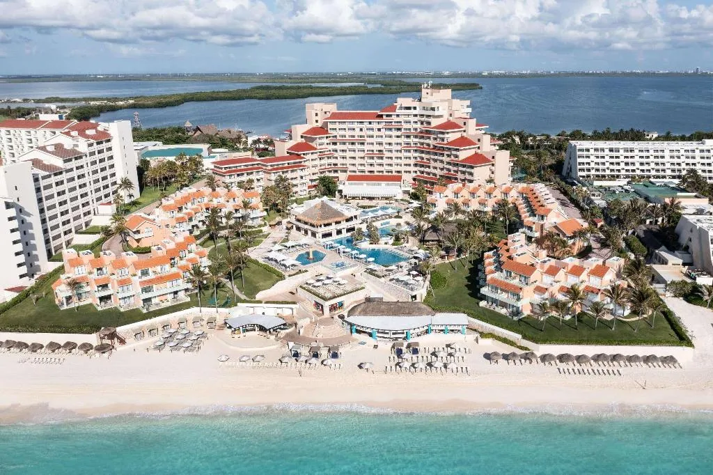 General view, Wyndham Grand Cancun All Inclusive Resort & Villas, Cancun Area