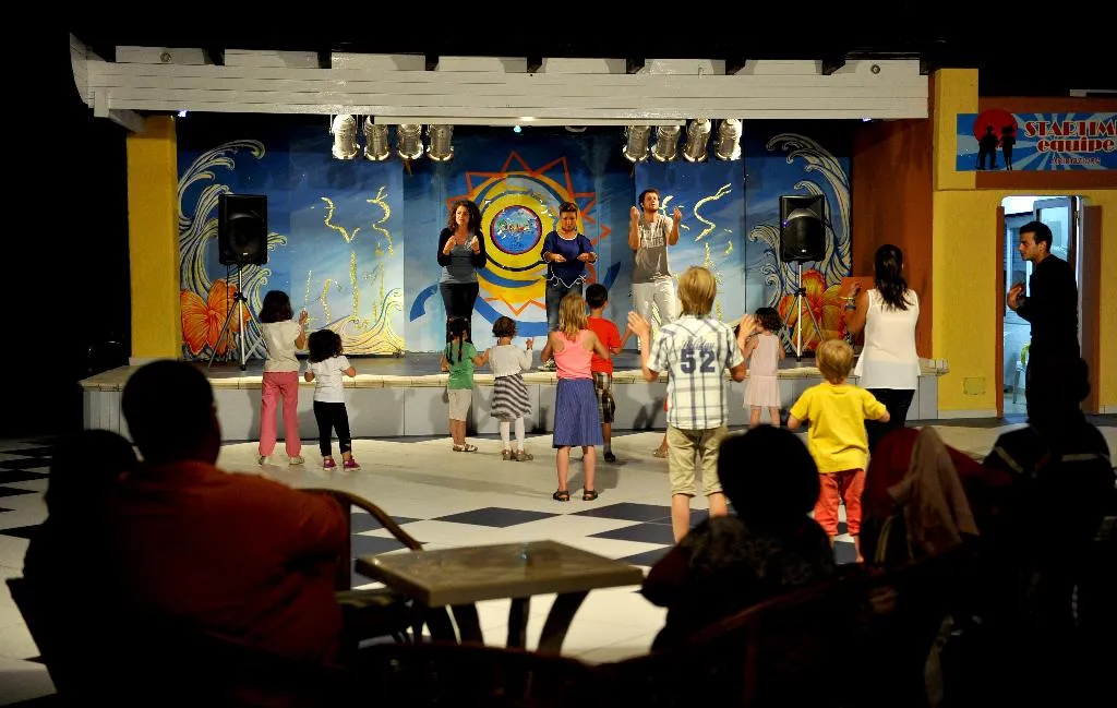 Sports and Entertainment, La Serra Holiday Village & Beach Resort, Naples