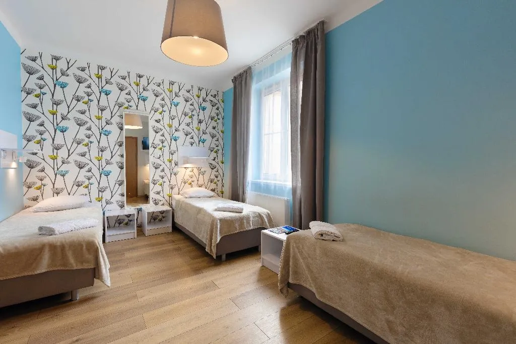 TRIPLE STANDARD Room, Hostel Premium Kraków, Krakow