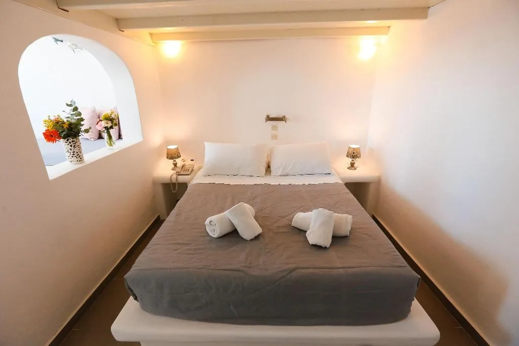 Room, Ilioperato Traditional Apartments, Santorini