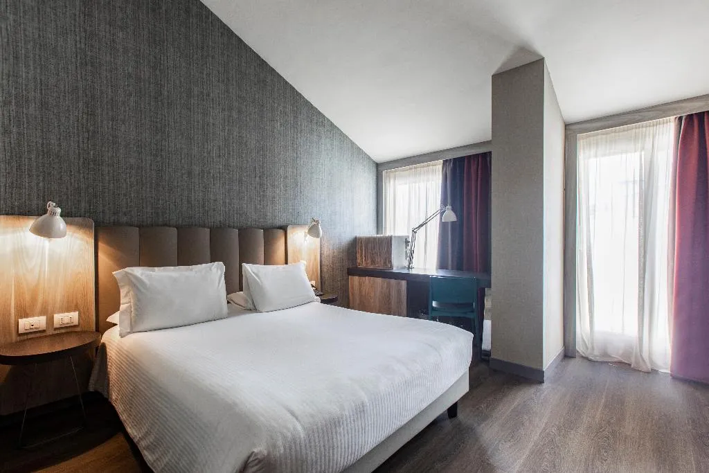 DOUBLE STANDARD Room, Mercure Firenze Centro, Florence