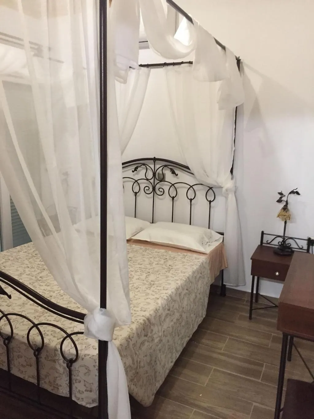 Room, Anastasia Studios, Rhodes