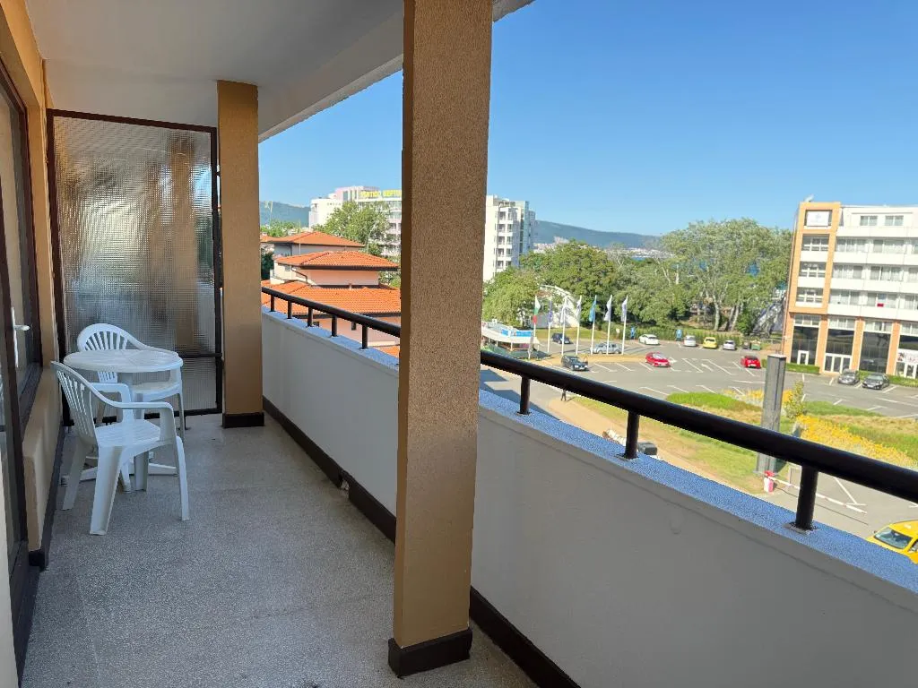 Room, Olymp, Bourgas
