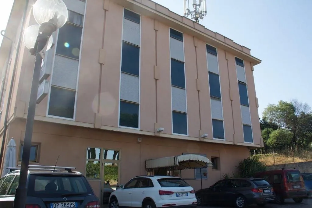 General view, Hotel Industrial, Rome