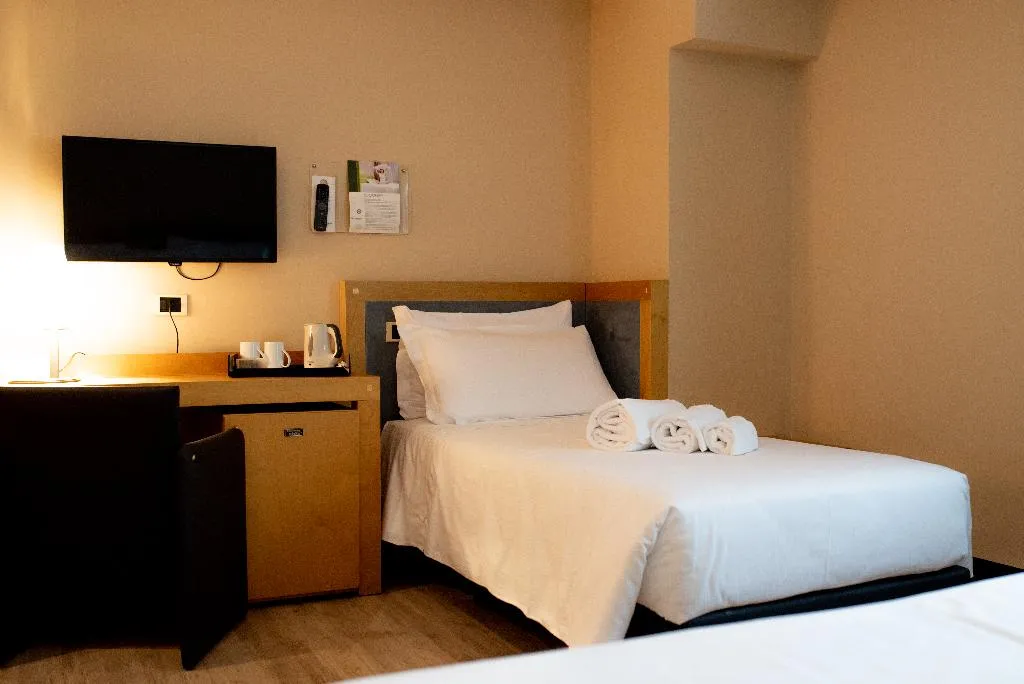 TRIPLE ECONOMY Room, Best Western Hotel Quattrotorri Perugia, Perugia