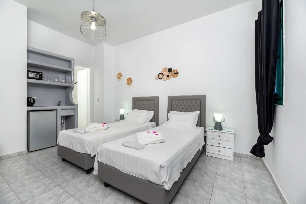 Double or Twin ECONOMY Room, Villa Anemomilos Perissa, Santorini