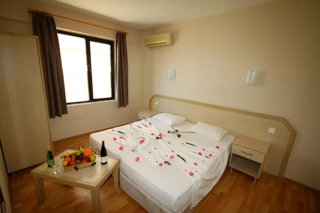 SINGLE LAND VIEW Room, Tuntas Suites Altinkum, Bodrum