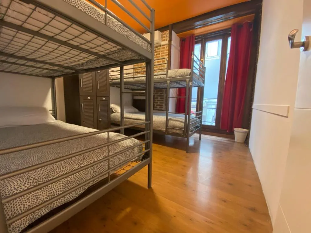 Bed in dormitory ECONOMY Room, Arc House Pop Art, Madrid