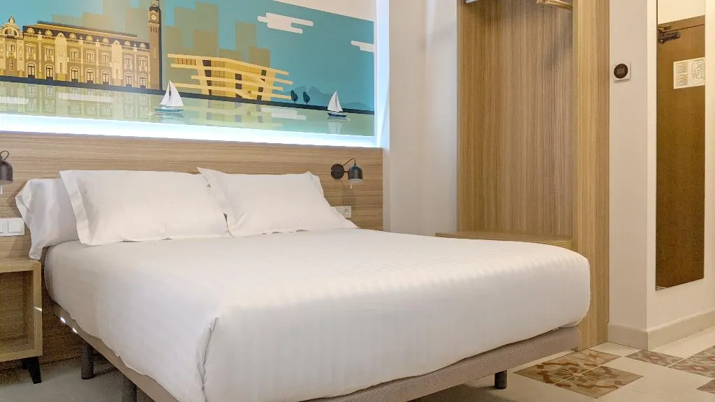 DOUBLE STANDARD Room, Original Domino House, Valencia