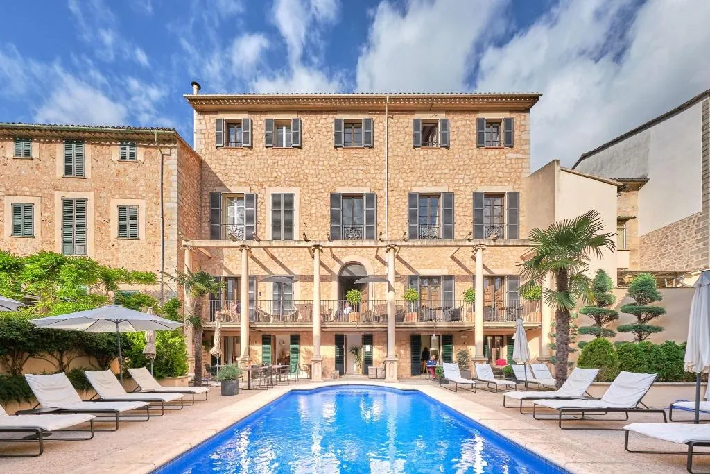 General view, Hotel Lavenida, Majorca