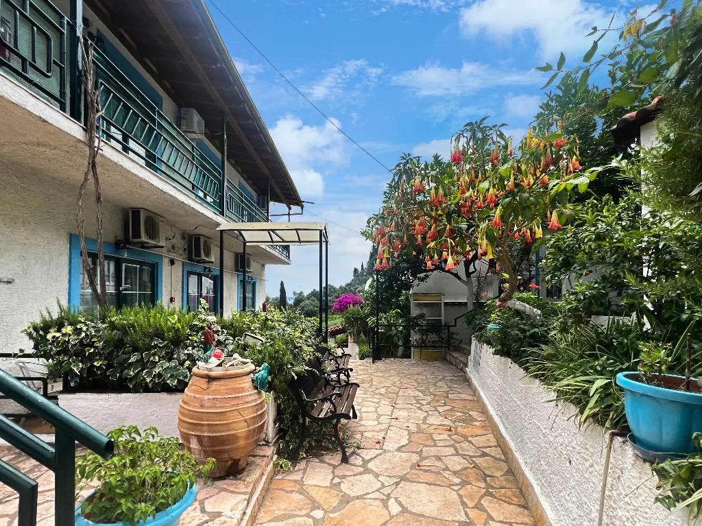 STUDIO CAPACITY 1 Room, Andromaches Holiday apartments, Corfu